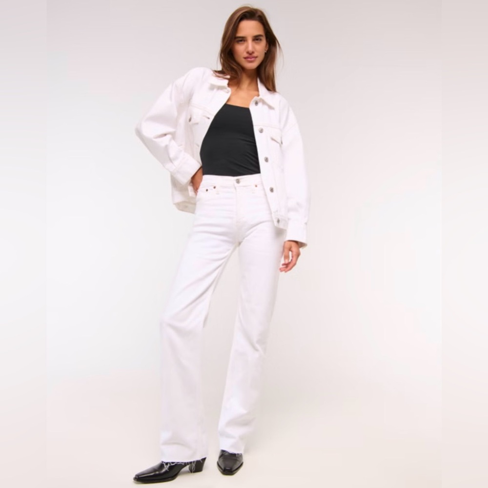 Abercrombie High Rise 90s Relaxed Jean